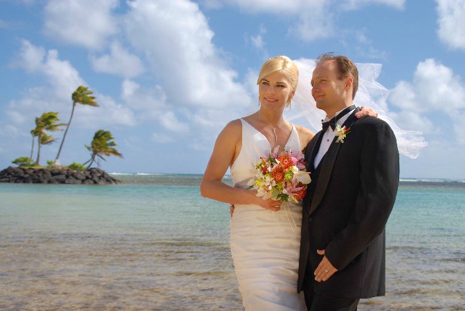 Waialae Beach Wedding