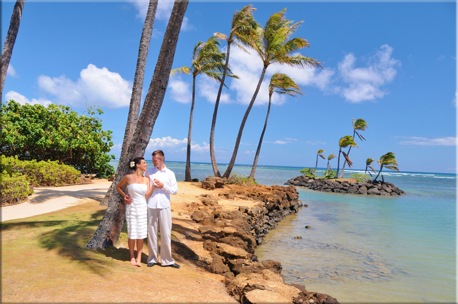 Deluxe Oahu Beach Wedding By Bridal Dream Hawaii