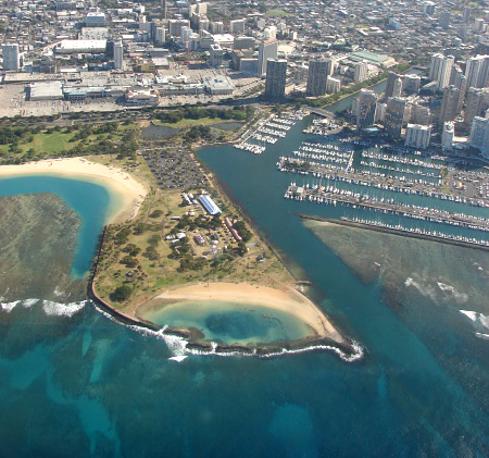 Ala Moana Beach Park